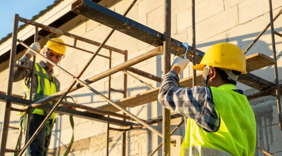 Professional gutter cleaning in Huntsville, MO